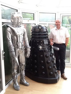 Dalek black - replica NSD Dalek black for hire